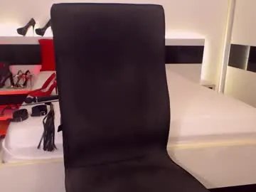 Freechat chloe_van_der_lust on Chaturbate