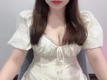 Freechat clari_yumi on Chaturbate