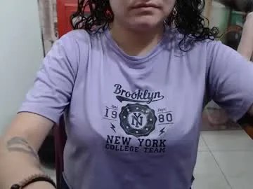 Freechat curly_greeneyed on Chaturbate