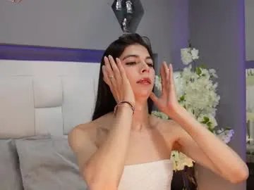 Freechat cutearii on Chaturbate