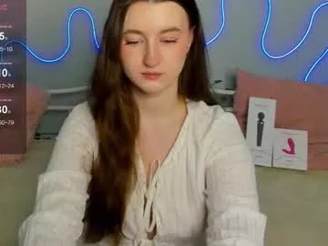 cutiewithclaws — 2 fingers Handbra  [141 tokens left] Hello!I'm back~welcome to my room  #bigboobs #teen #18 #new #bigass Hot naked cumshow in pvt~