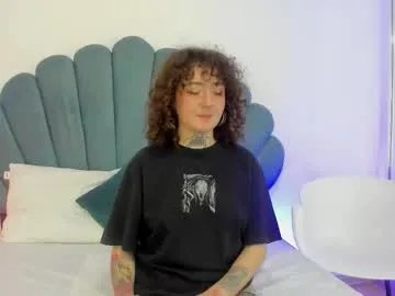 Freechat daphneblunt on Chaturbate