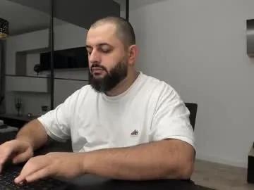 Freechat dravenpeak on Chaturbate