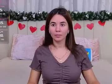 ellaander on Chaturbate 