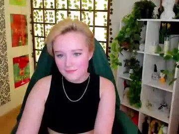 Freechat ellie_heavenly on Chaturbate