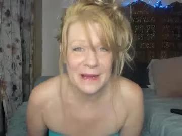 Freechat emberpheonixxx on Chaturbate
