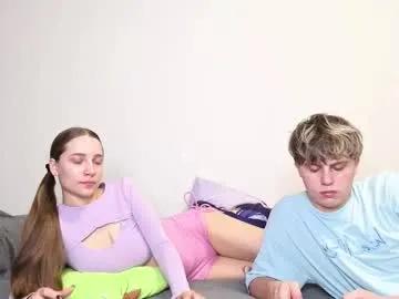 emily_and_ilumi on Chaturbate