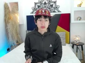 emmo_boy on Chaturbate