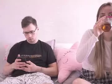 Freechat fluffy_hat on Chaturbate