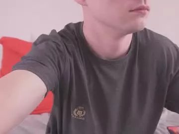 Freechat fluffy_hat on Chaturbate
