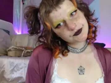Freechat friskyflowers on Chaturbate
