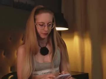 girl_i_am on Chaturbate 