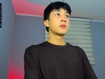 guy_veryhot1 on Chaturbate