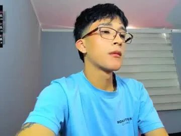 guy_veryhot1 on Chaturbate