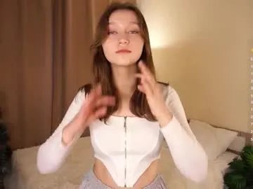gwennielove — g:Lick my finger/ It's my first day here! Call me Molly, I want to make friends here! #18 #new #teen #bigboobs #shy [15 tokens remaining]