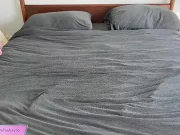 Freechat hadley19 on Chaturbate