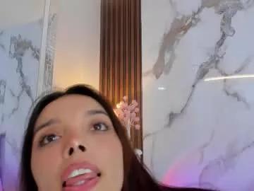 hannahill69 on Chaturbate 