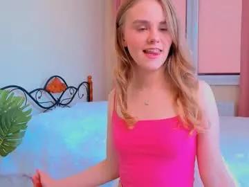 Freechat hazeltrue on Chaturbate