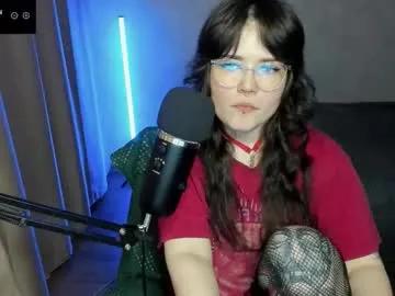 Freechat hell_hotline on Chaturbate