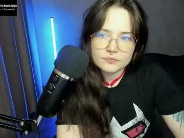 Freechat hell_hotline on Chaturbate