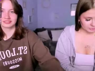 Freechat helli_belli on Chaturbate