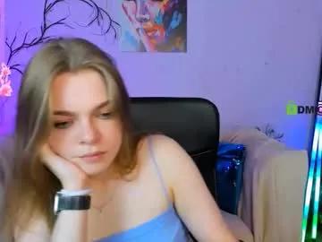 Freechat helli_belli on Chaturbate