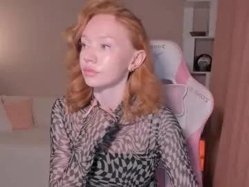 Freechat honeyautumn on Chaturbate
