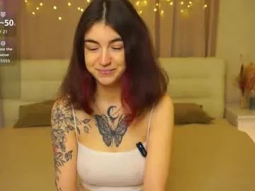 Admire Honeykadakia, she wants to masturbate for you honeykadakia from Chaturbate