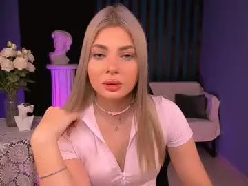 hyileyclark —  GOAL: Dance mistress [222]  Come to serve under my feet  #goddess #feet #new #findom #joi #nonenude