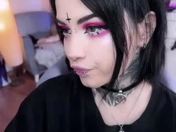 Freechat i_died_again on Chaturbate