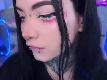 Freechat i_died_again on Chaturbate