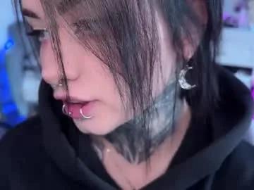 Freechat i_died_again on Chaturbate