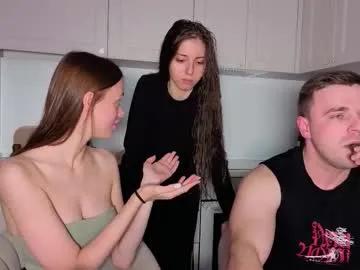 Private ihavepaws33 on Chaturbate