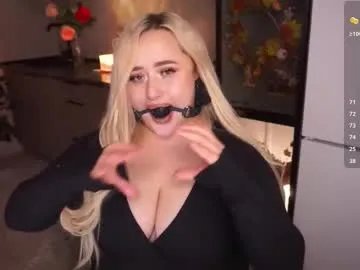 irena_barr18 on Chaturbate