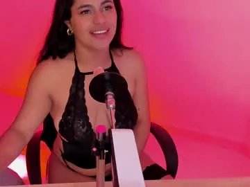 Freechat issafoxx on Chaturbate