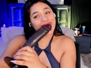 Freechat issafoxx on Chaturbate