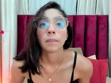 Freechat ivyjhonss on Chaturbate
