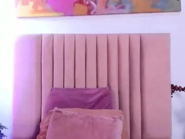 Freechat ivyjhonss on Chaturbate