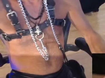 Freechat jenandjamesnyc on Chaturbate