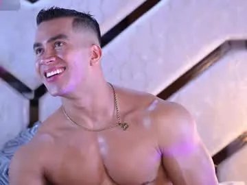 joeyevans on Chaturbate