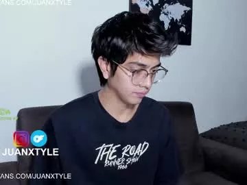 juancamroom on Chaturbate