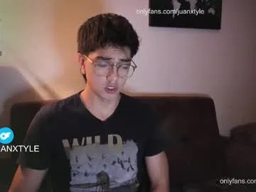 juancamroom on Chaturbate