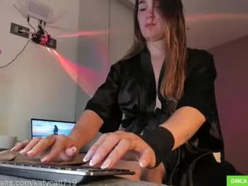 Freechat katycatt on Chaturbate
