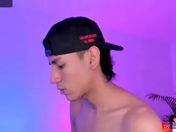 Watch slutty camwhore Keiner_smith keiner_smith from Chaturbate