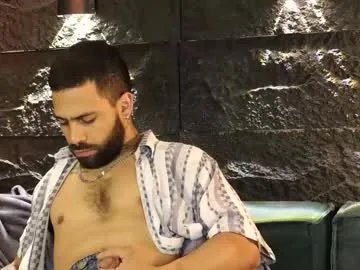 leo_diaz01 on Chaturbate
