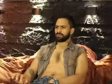 leo_diaz01 on Chaturbate