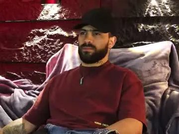 leo_diaz01 on Chaturbate