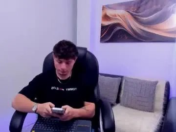 leoo_miller on Chaturbate