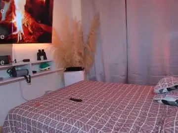 Freechat littlesexyrubi on Chaturbate