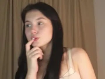 Freechat lollaberry on Chaturbate